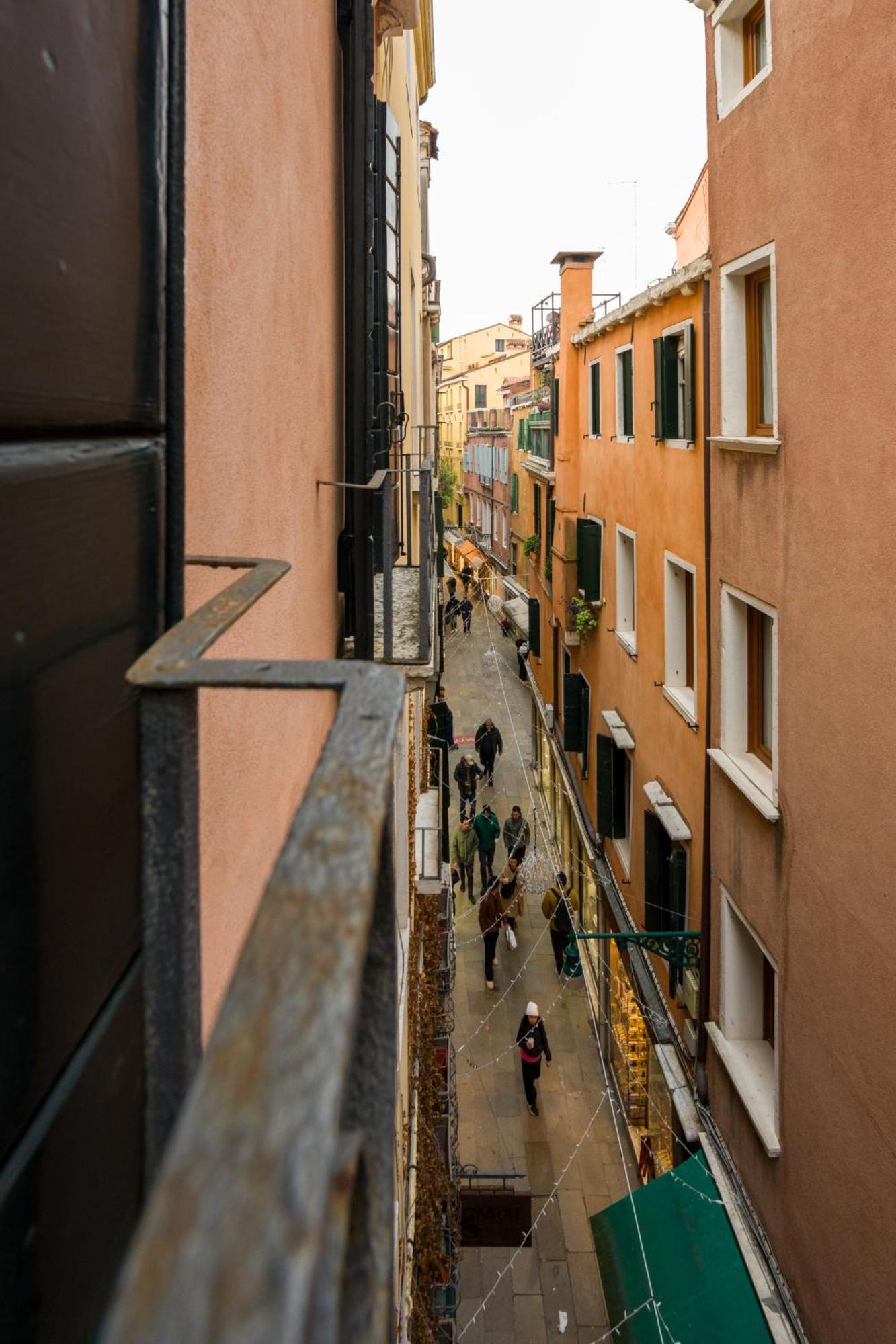 Lover's Nest In San Marco Square Apartamento